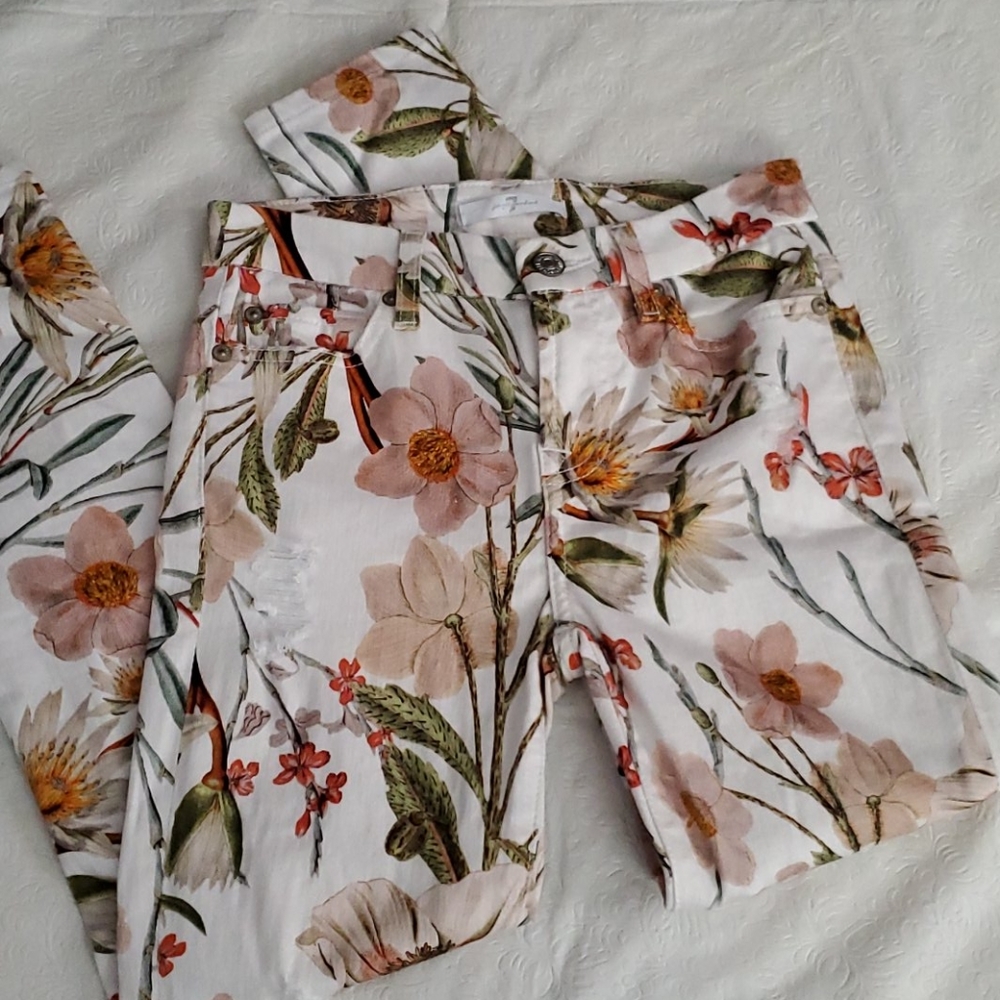 7 For All Mankind White Floral Design Pants Sz 24